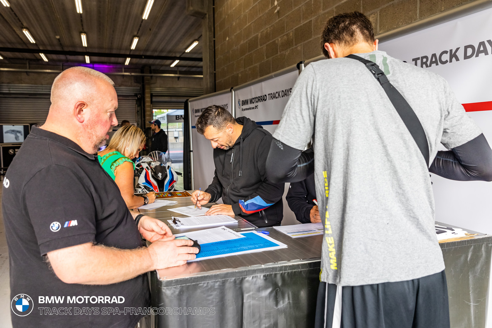 BMW Motorrad Track Days