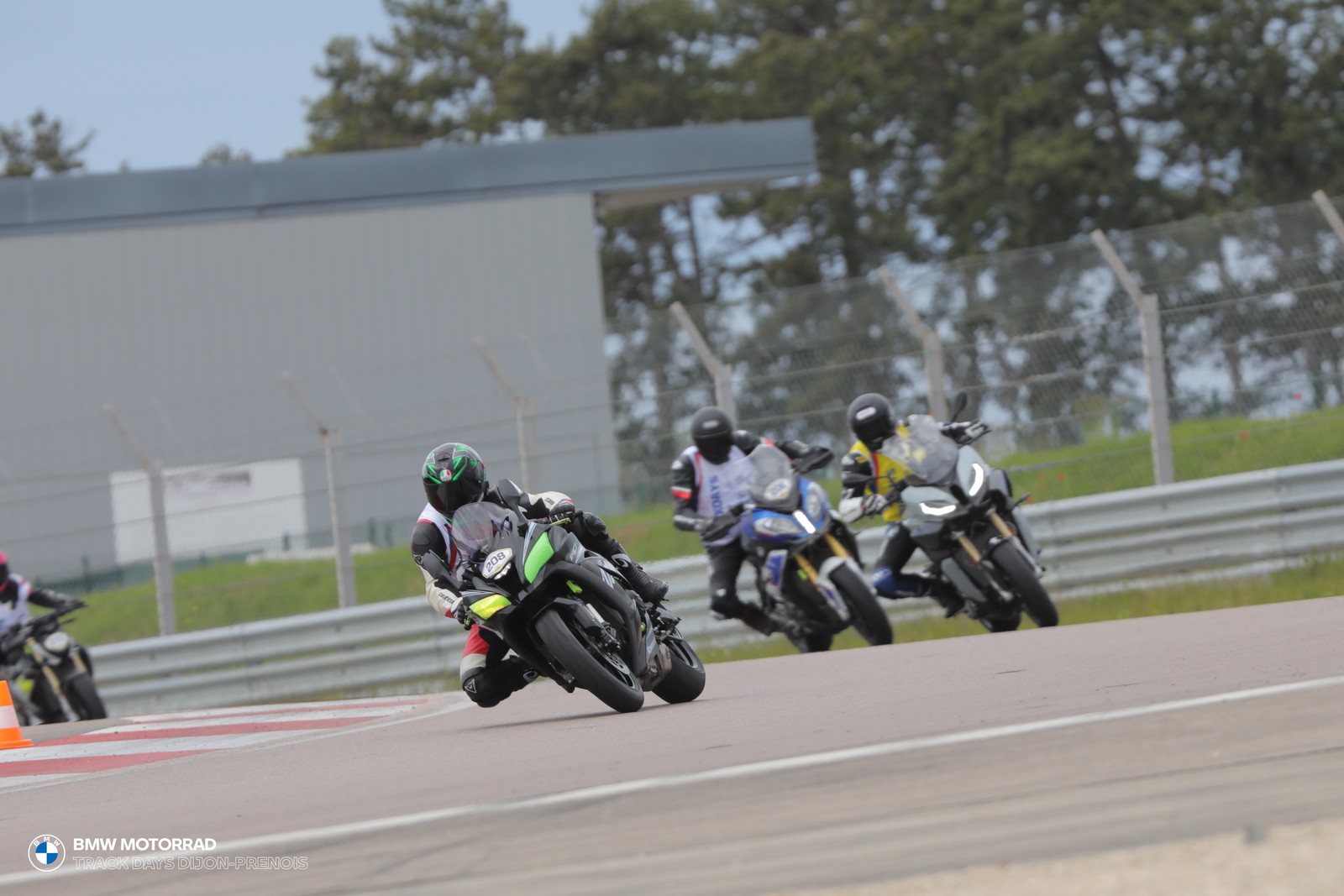BMW Motorrad Track Days