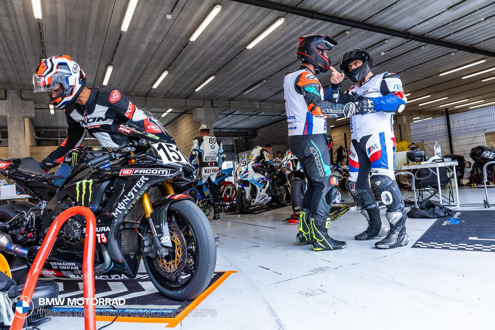 BMW Motorrad Track Days