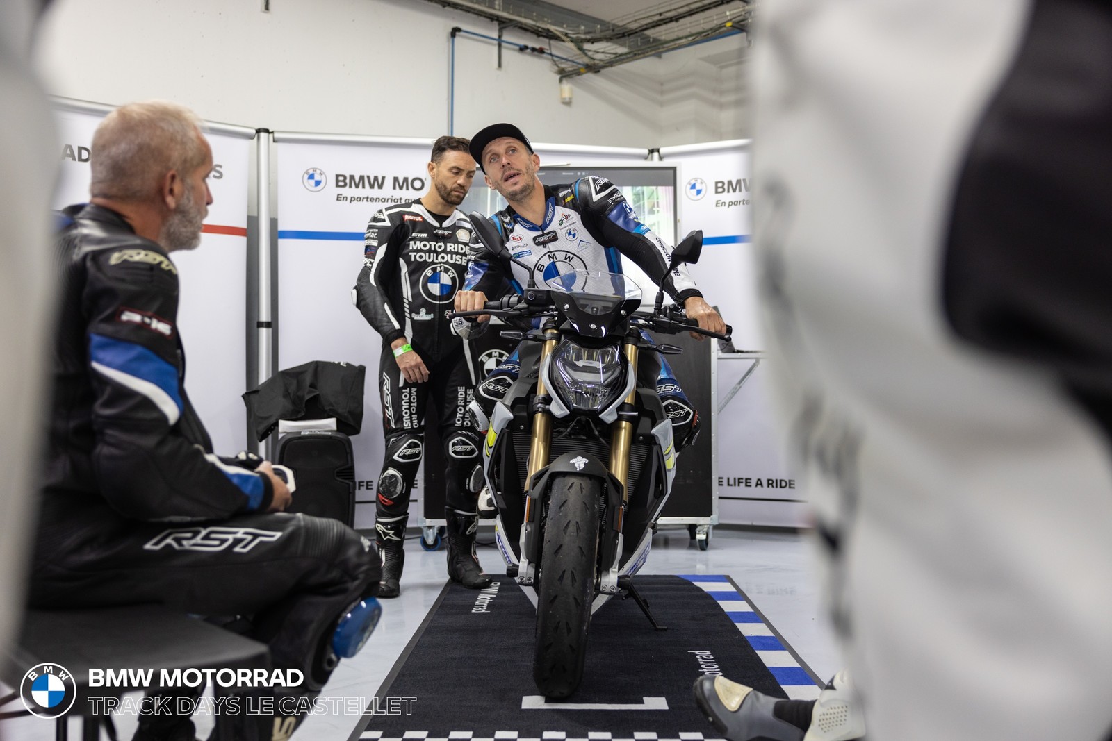 BMW Motorrad Track Days